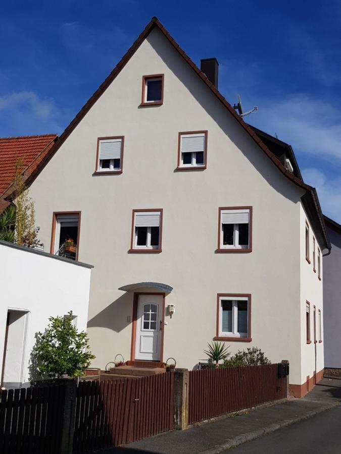 Wohnen Im Springerhof Apartment Lohr Exterior foto